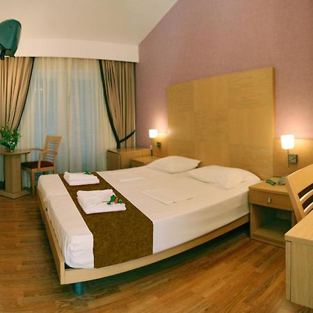 Sandy Bay Hotel Plomari Room photo