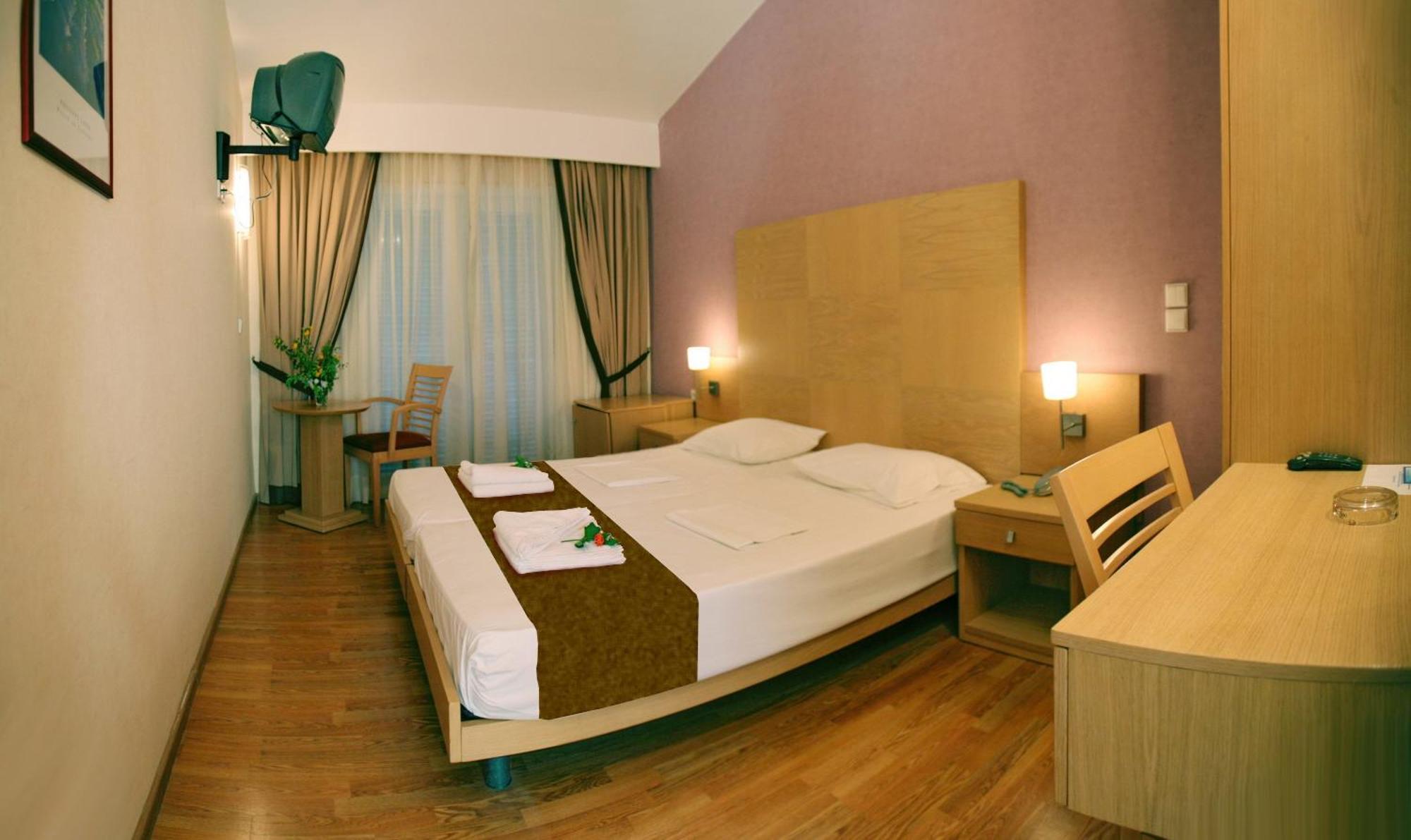 Sandy Bay Hotel Plomari Room photo