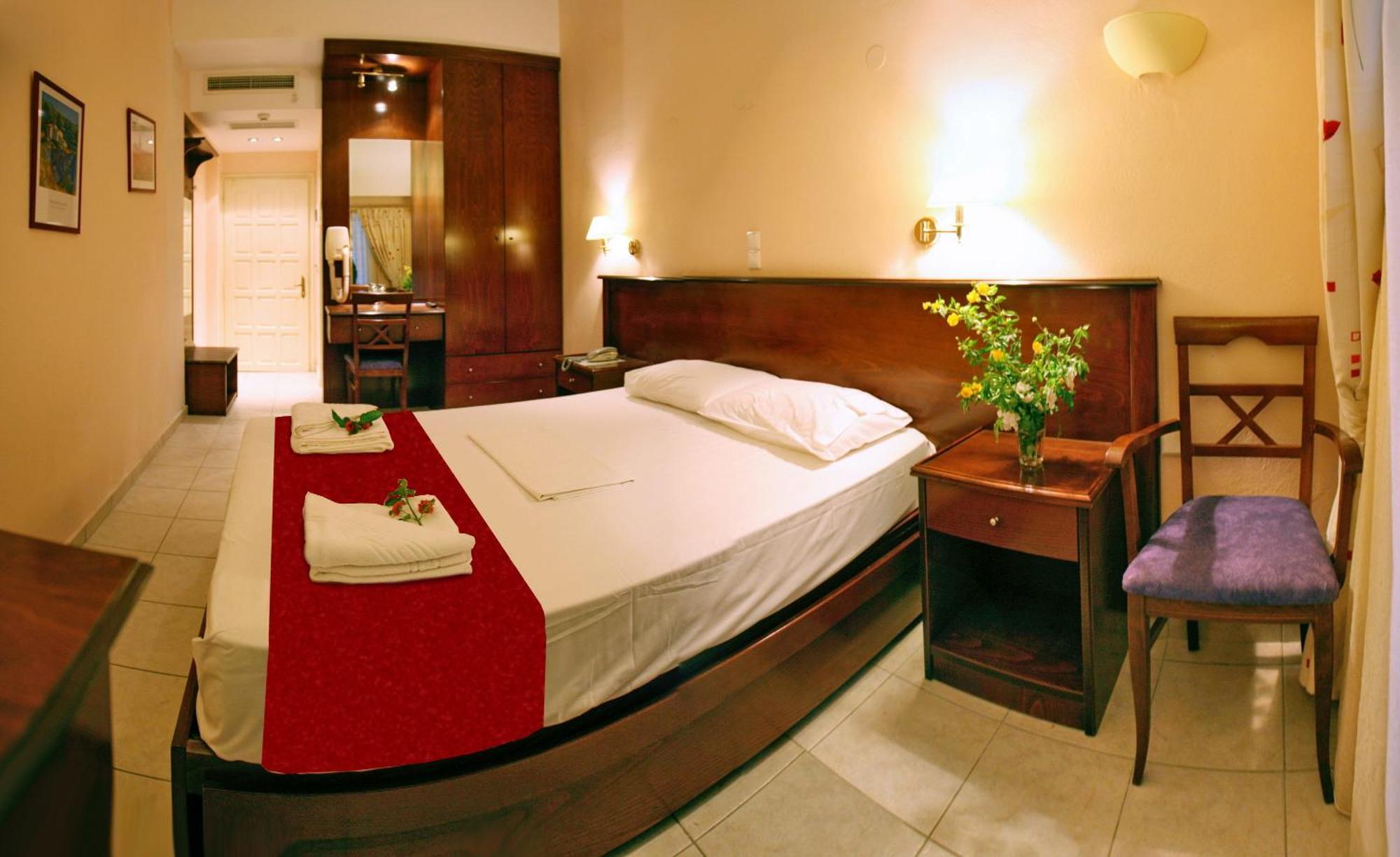 Sandy Bay Hotel Plomari Room photo