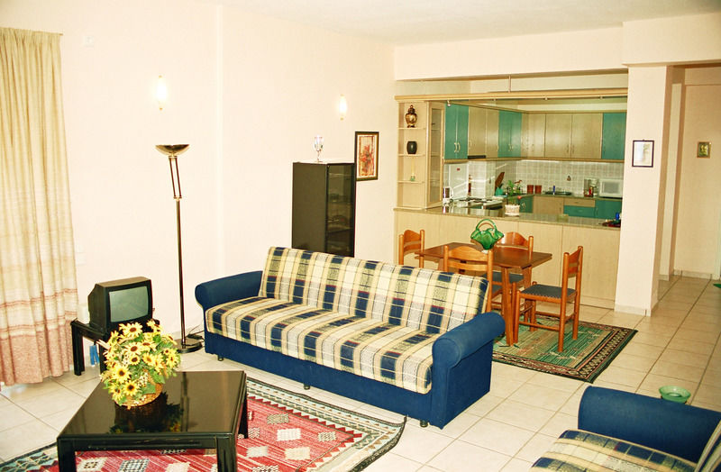 Sandy Bay Hotel Plomari Exterior photo