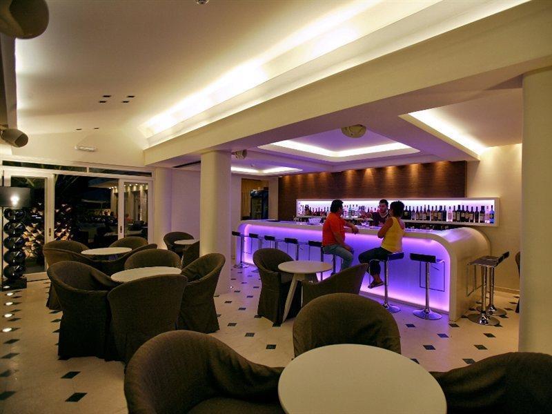 Sandy Bay Hotel Plomari Exterior photo