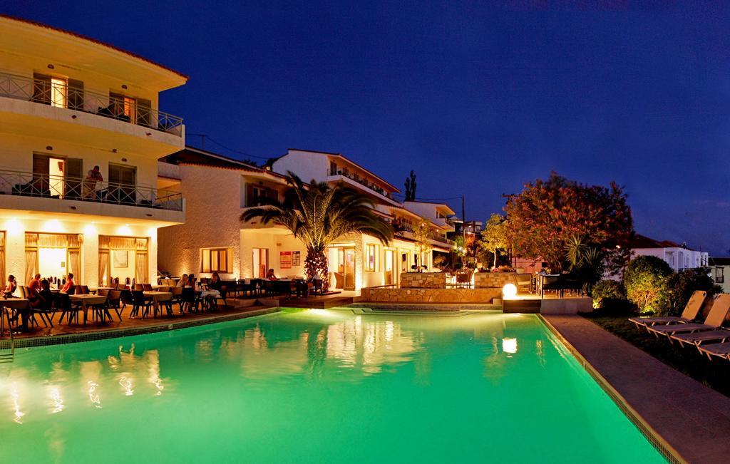 Sandy Bay Hotel Plomari Exterior photo